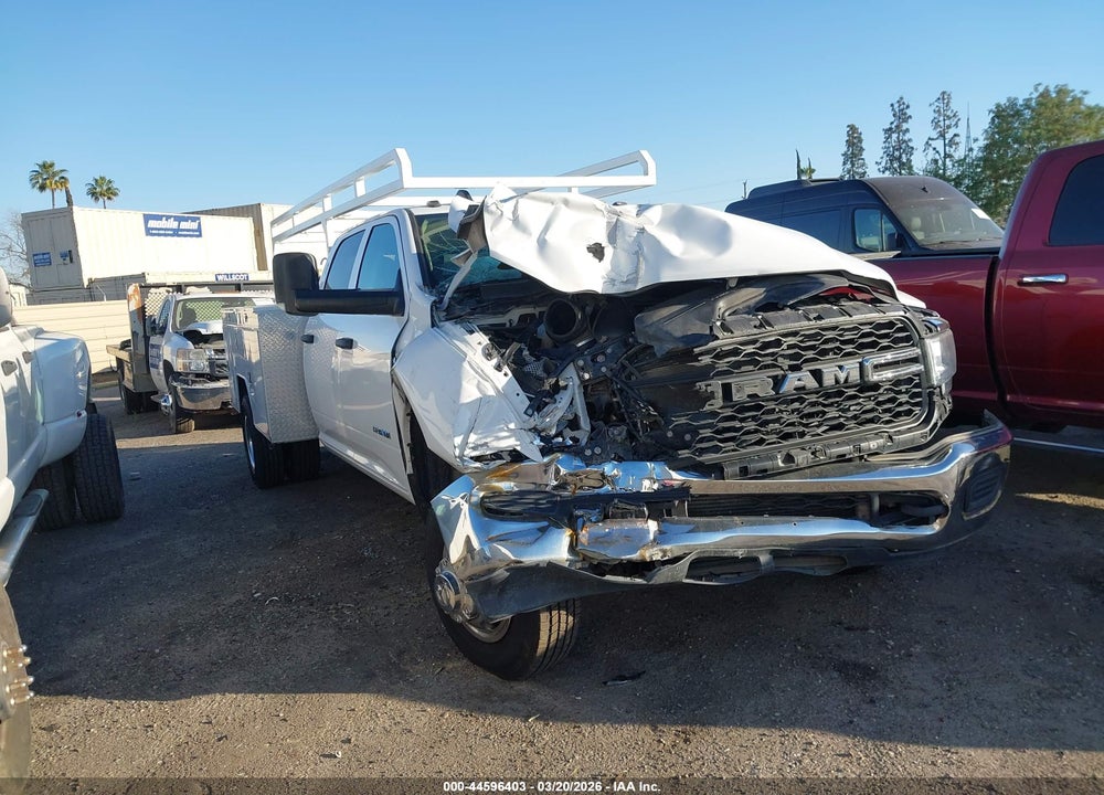 2019 RAM 3500 TRADESMAN  4X4 8' BOX VIN: 3C63RRGL2KG658657