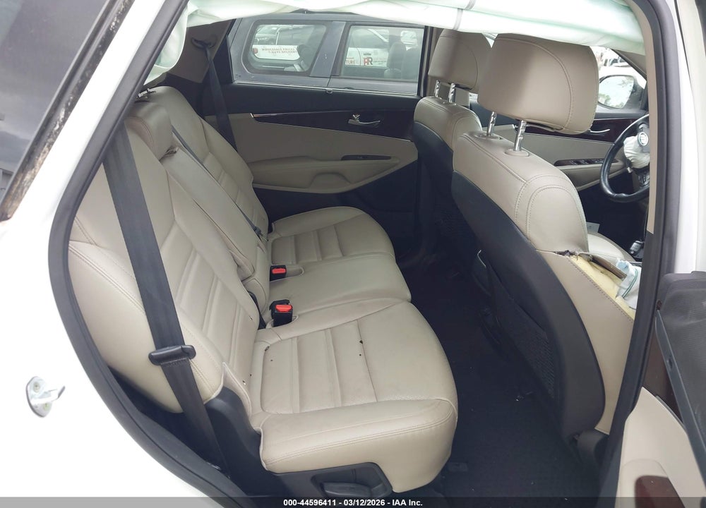2017 KIA SORENTO 3.3L EX VIN: 5XYPHDA5XHG203752