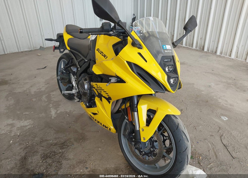 2025 SUZUKI GSX800 F VIN: JS1EM13BXS7101208