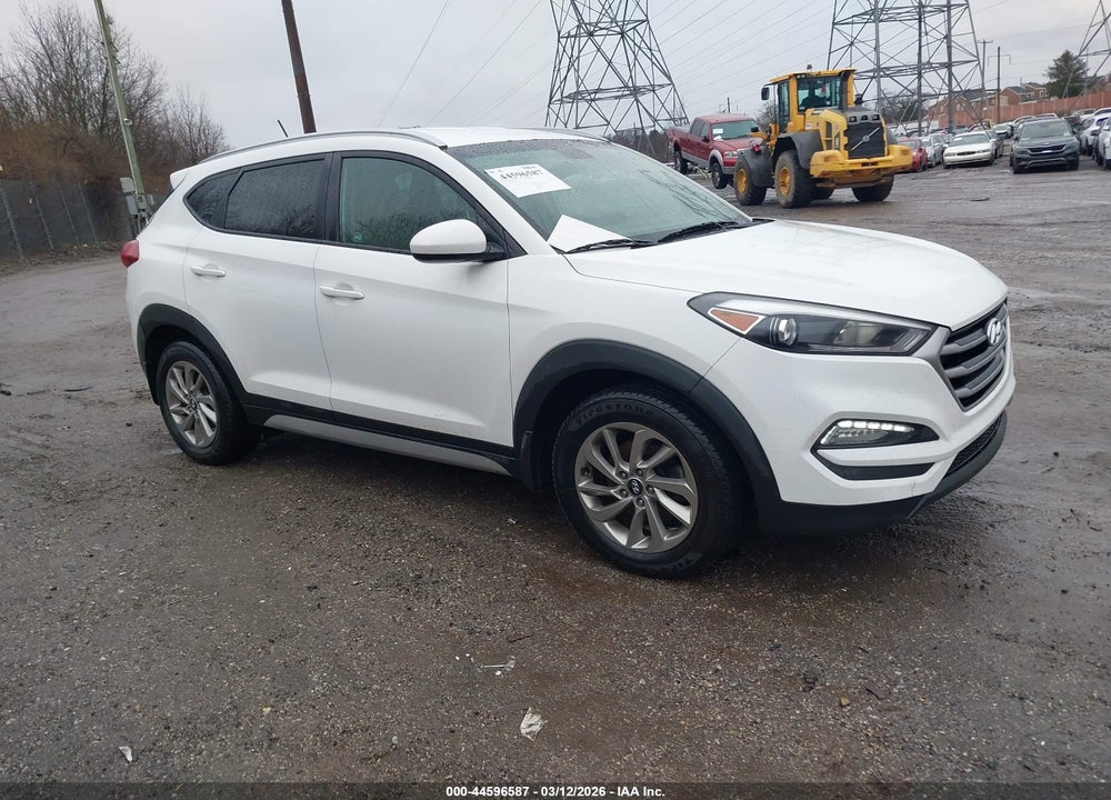2017 HYUNDAI TUCSON SE VIN: KM8J3CA43HU545477