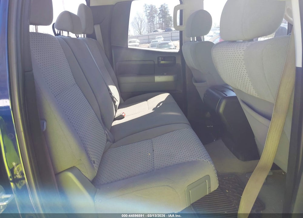 2007 TOYOTA TUNDRA SR5 5.7L V8 VIN: 5TFBV54137X021825