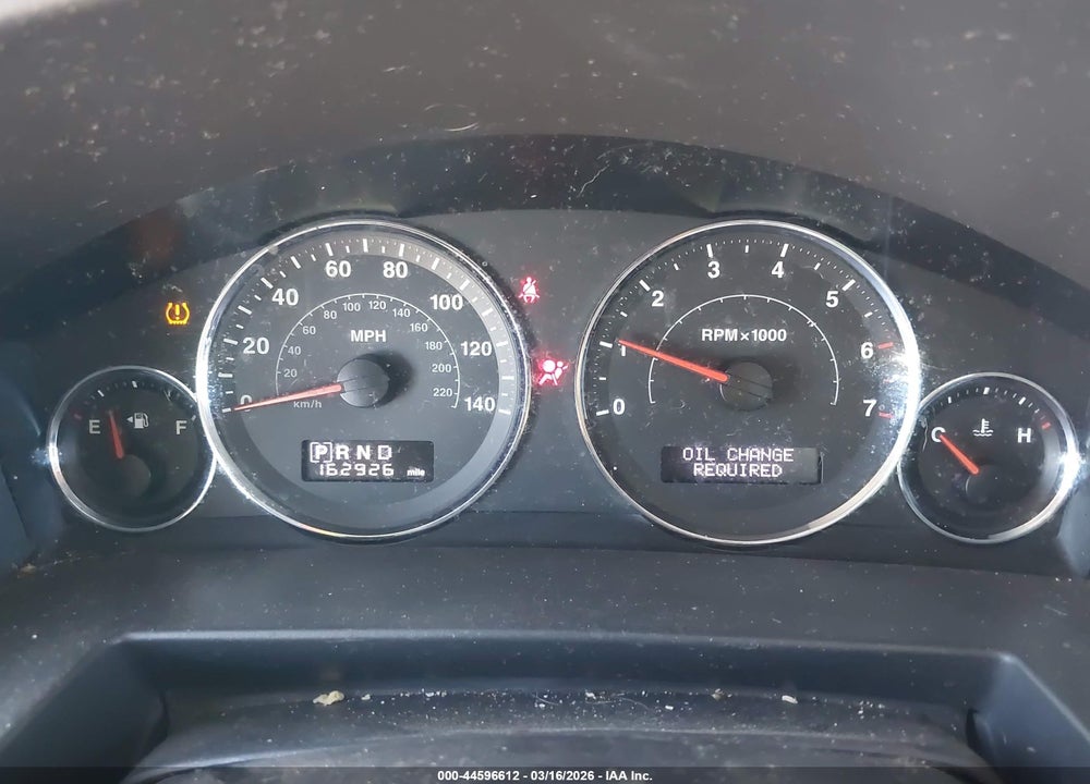 2008 JEEP COMMANDER SPORT VIN: 1J8HH48K38C117602
