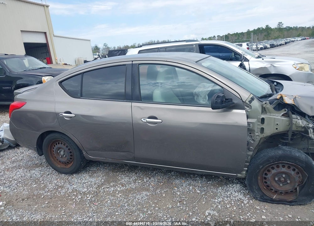 2014 NISSAN VERSA 1.6 SV VIN: 3N1CN7AP3EL805295