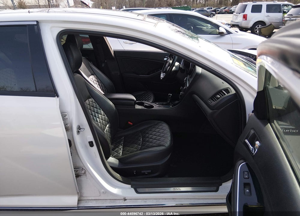 2015 KIA OPTIMA SXL TURBO VIN: 5XXGR4A64FG451597