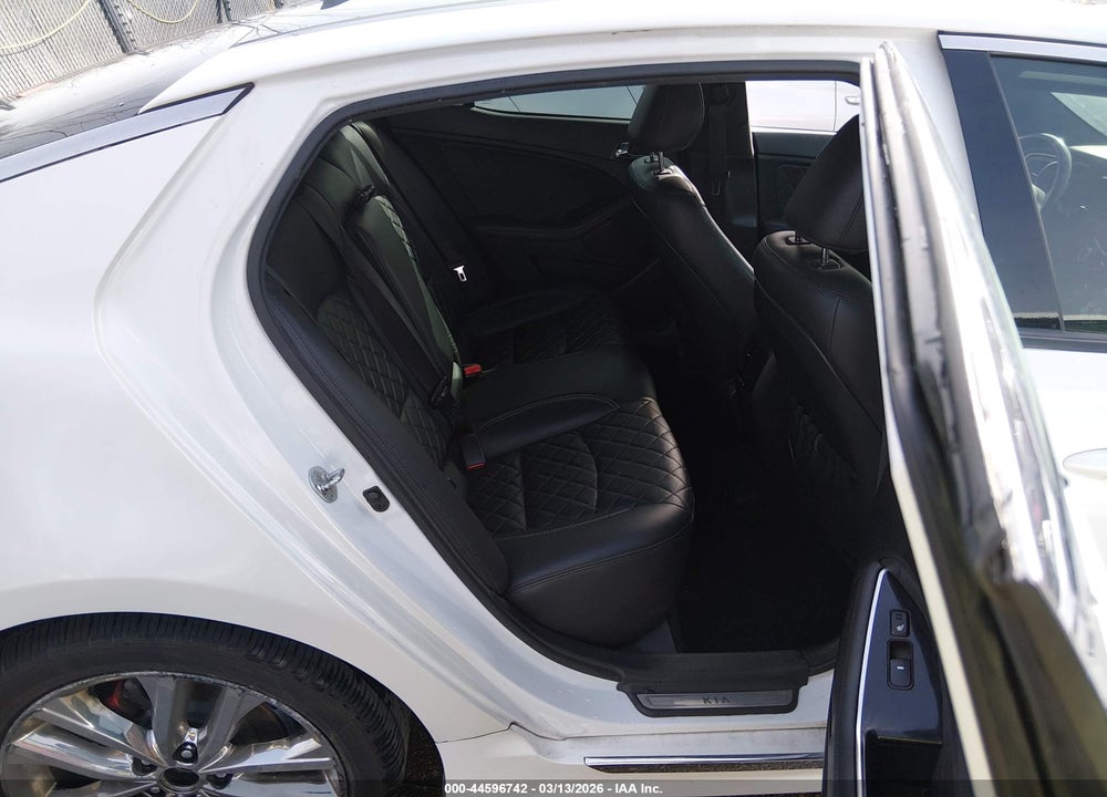 2015 KIA OPTIMA SXL TURBO VIN: 5XXGR4A64FG451597