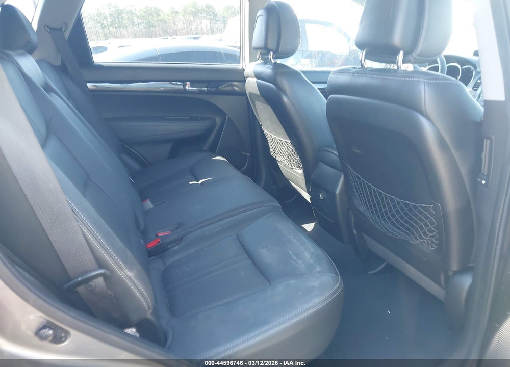 2011 KIA SORENTO EX VIN: 5XYKU3A17BG035881