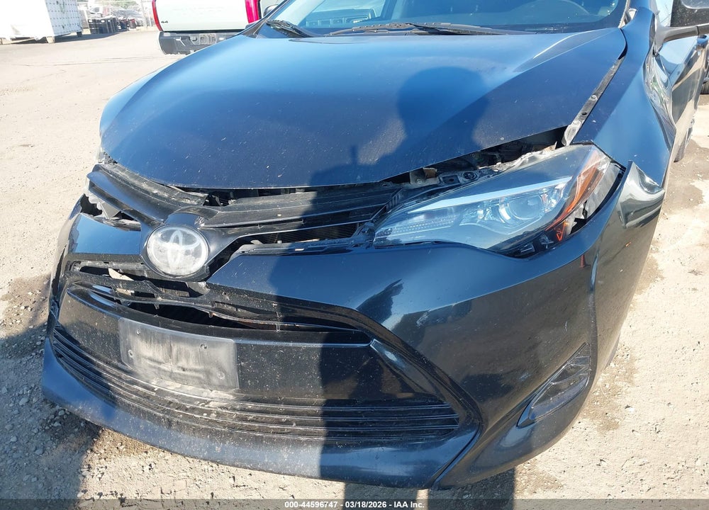 2019 TOYOTA COROLLA LE VIN: 2T1BURHE3KC142403