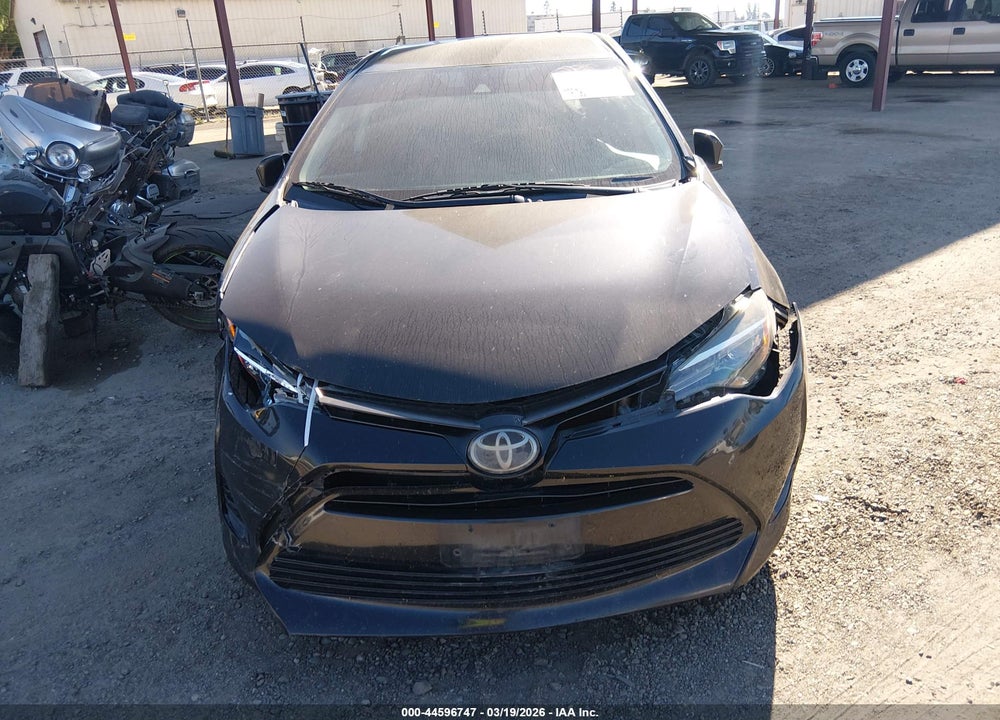 2019 TOYOTA COROLLA LE VIN: 2T1BURHE3KC142403