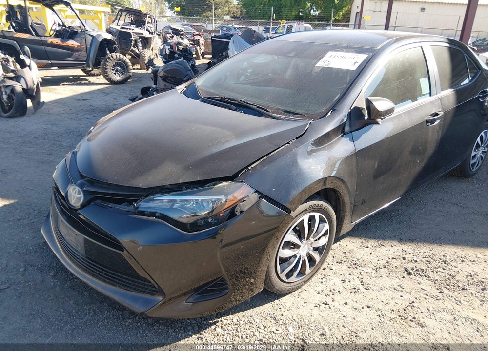 2019 TOYOTA COROLLA LE VIN: 2T1BURHE3KC142403