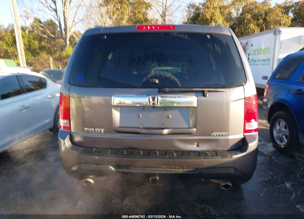 2014 HONDA PILOT EX-L VIN: 5FNYF4H58EB024970