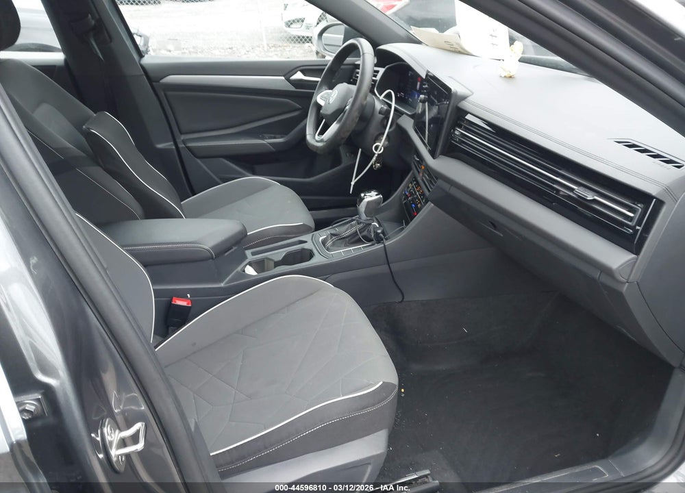 2025 VOLKSWAGEN JETTA 1.5T SPORT VIN: 3VWBX7BU3SM010886