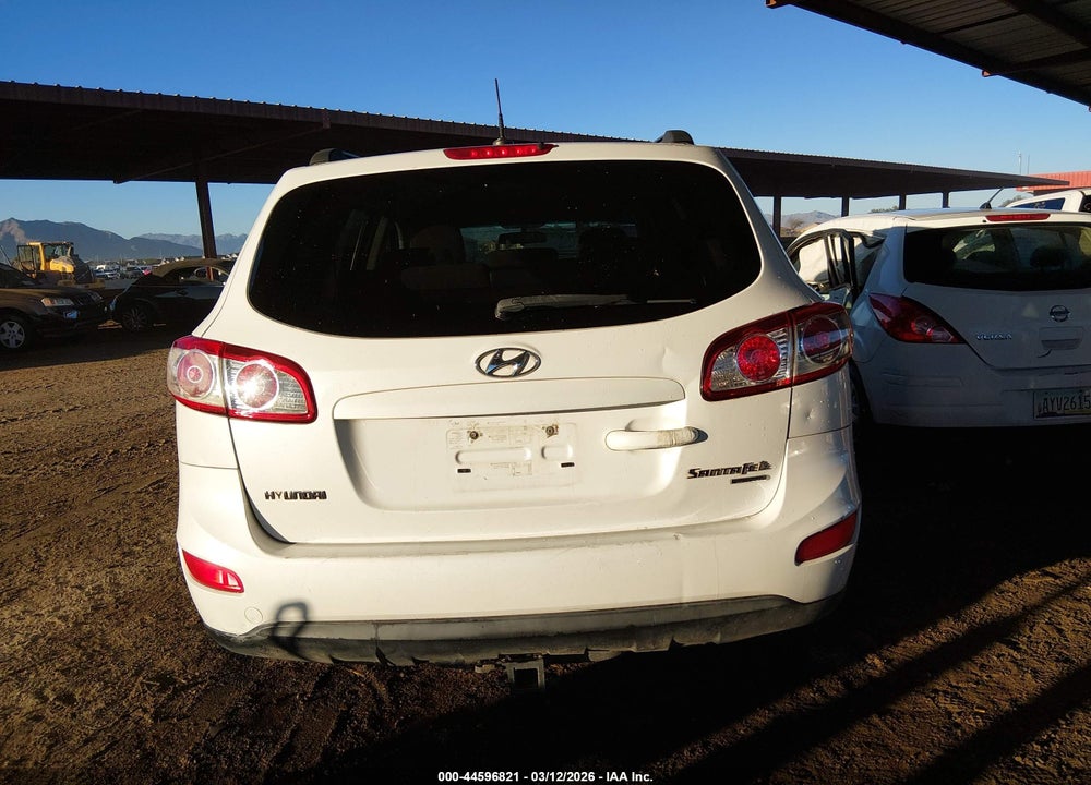 2011 HYUNDAI SANTA FE GLS VIN: 5XYZGDAB3BG039947