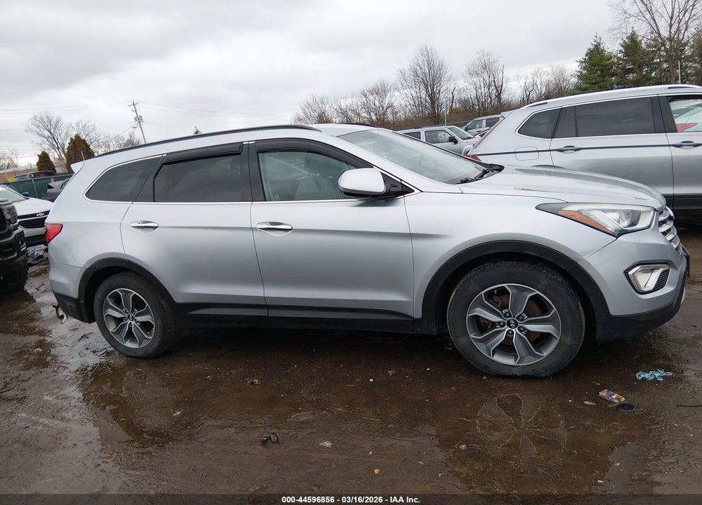 2016 HYUNDAI SANTA FE SE VIN: KM8SMDHF2GU146041