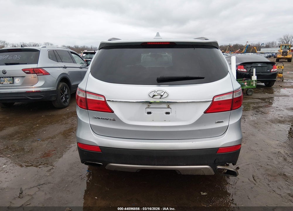 2016 HYUNDAI SANTA FE SE VIN: KM8SMDHF2GU146041