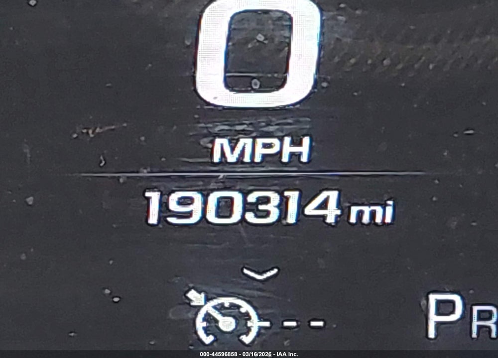 2017 GMC SIERRA 1500 DENALI VIN: 3GTU2PEJ6HG385366