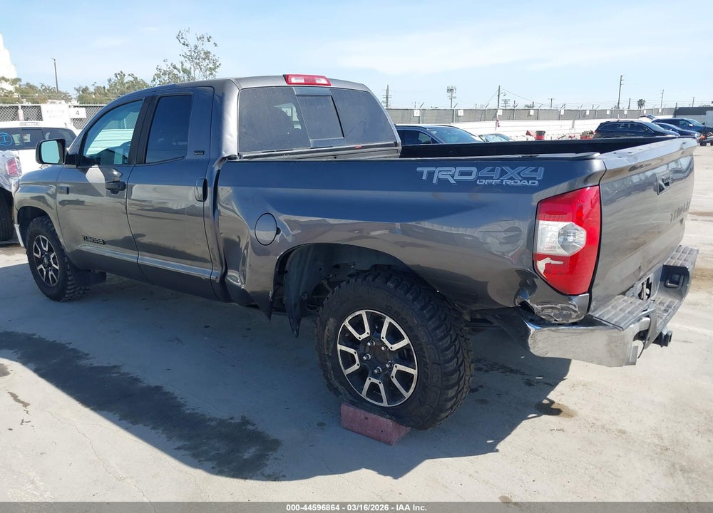 2019 TOYOTA TUNDRA SR5 5.7L V8 VIN: 5TFUY5F12KX828035