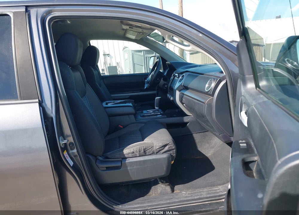 2019 TOYOTA TUNDRA SR5 5.7L V8 VIN: 5TFUY5F12KX828035