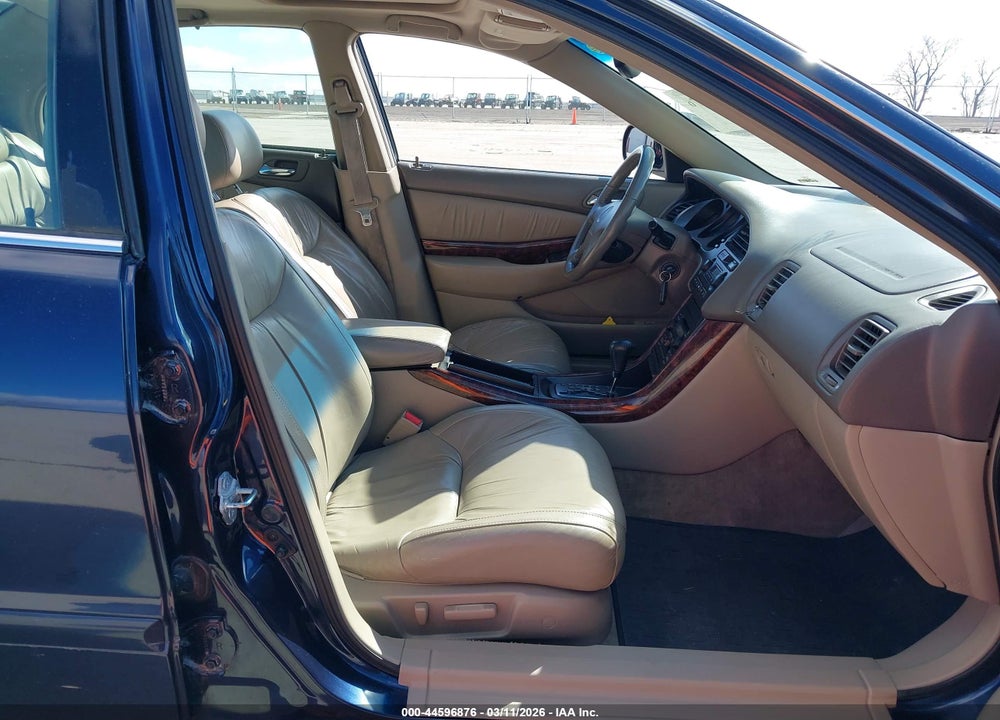 1999 ACURA 3.2TL VIN: 19UUA5644XA011787