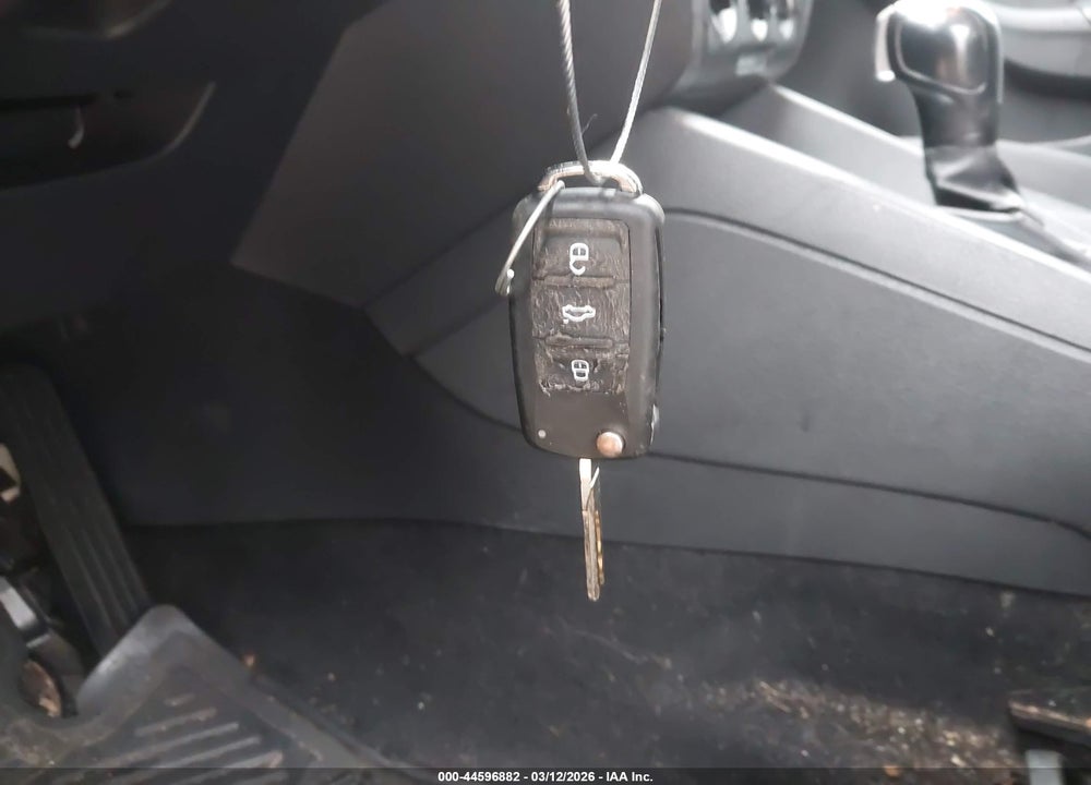 2014 VOLKSWAGEN JETTA 2.0L S VIN: 3VW2K7AJ7EM307461