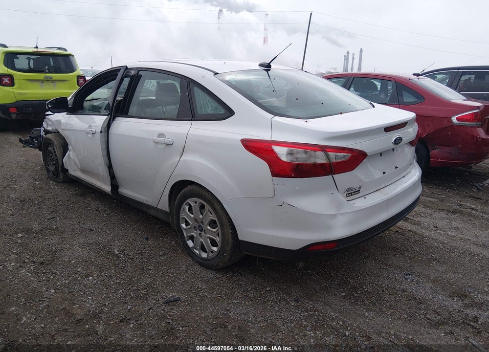 2012 FORD FOCUS SE VIN: 1FAHP3F2XCL304180