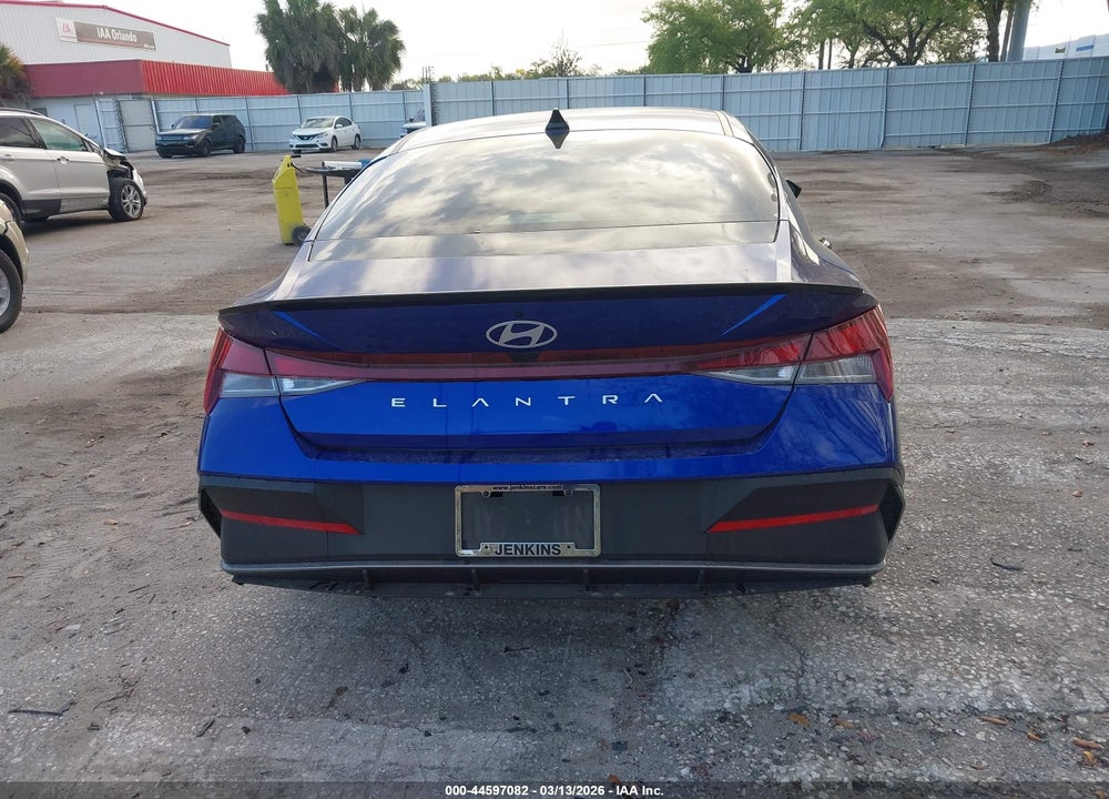 2025 HYUNDAI ELANTRA SEL SPORT VIN: KMHLM4DG7SU891959