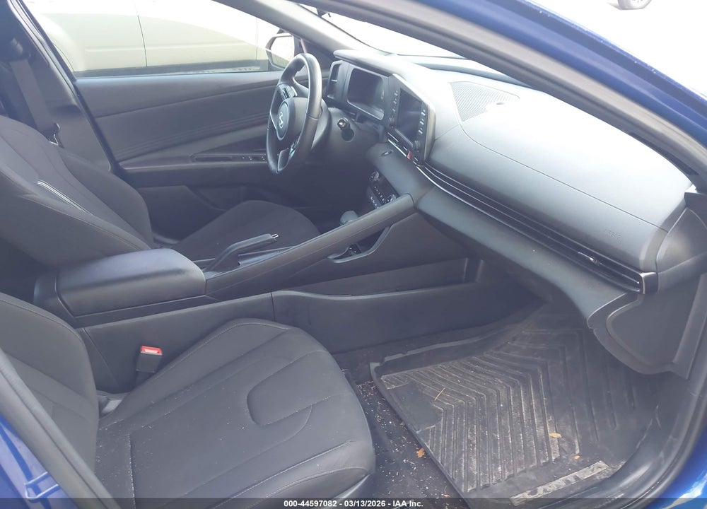 2025 HYUNDAI ELANTRA SEL SPORT VIN: KMHLM4DG7SU891959
