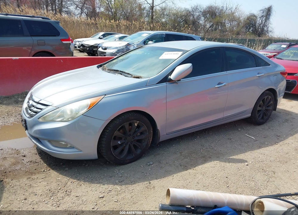 2011 HYUNDAI SONATA SE VIN: 5NPEC4AC8BH136198