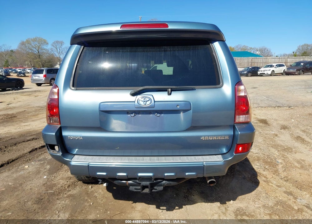 2005 TOYOTA 4RUNNER SR5 V8 VIN: JTEBT14R150057096