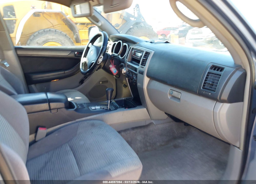 2005 TOYOTA 4RUNNER SR5 V8 VIN: JTEBT14R150057096