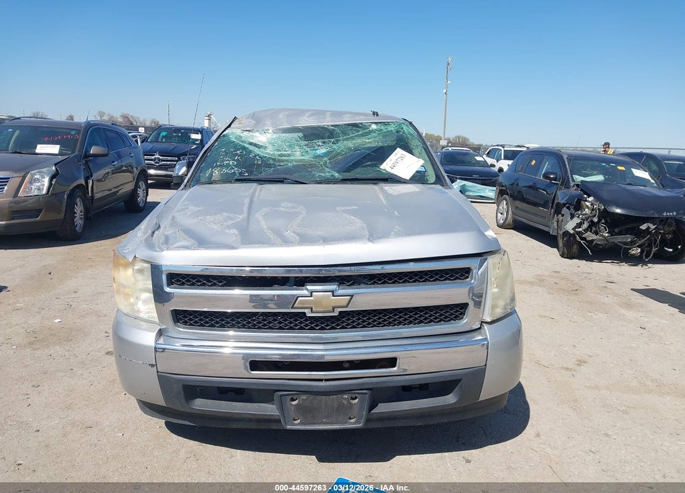 2011 CHEVROLET SILVERADO 1500 LT VIN: 3GCPCSE07BG182515
