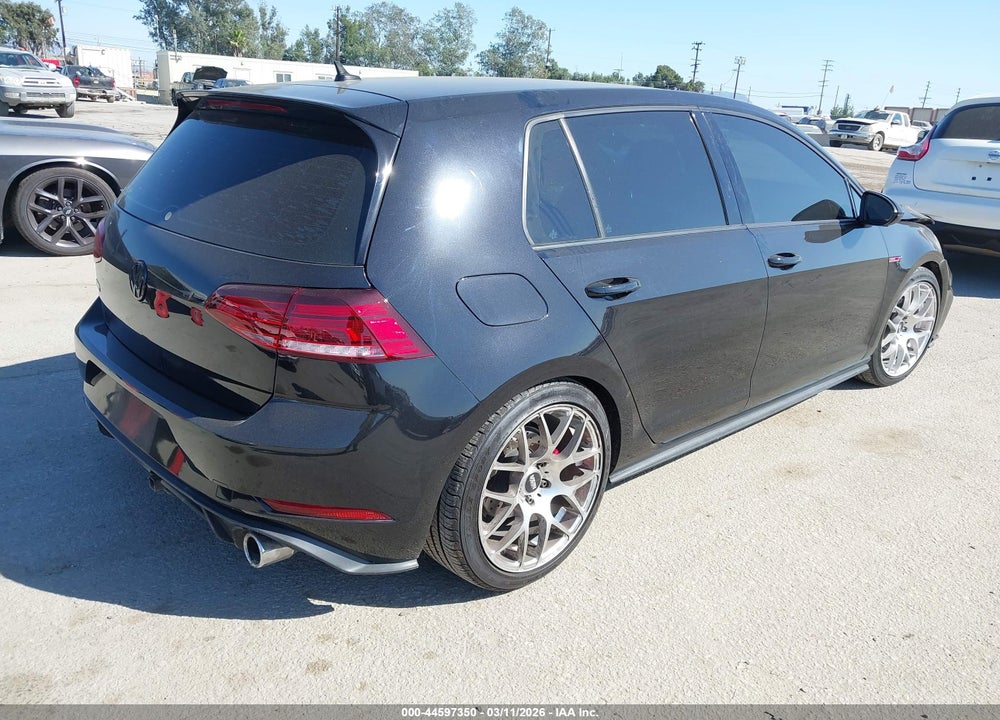 2018 VOLKSWAGEN GOLF GTI 2.0T AUTOBAHN/2.0T S/2.0T SE VIN: 3VW547AU6JM297176