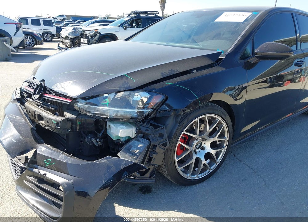 2018 VOLKSWAGEN GOLF GTI 2.0T AUTOBAHN/2.0T S/2.0T SE VIN: 3VW547AU6JM297176