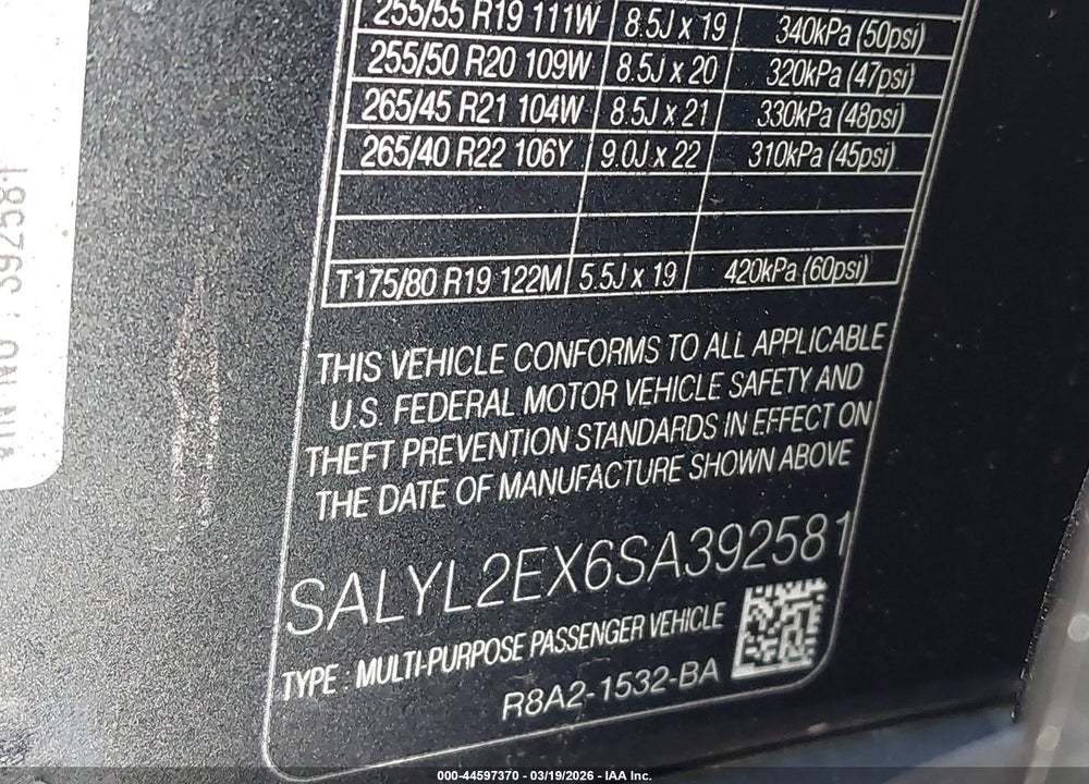 2025 LAND ROVER RANGE ROVER VELAR P250 DYNAMIC SE VIN: SALYL2EX6SA392581
