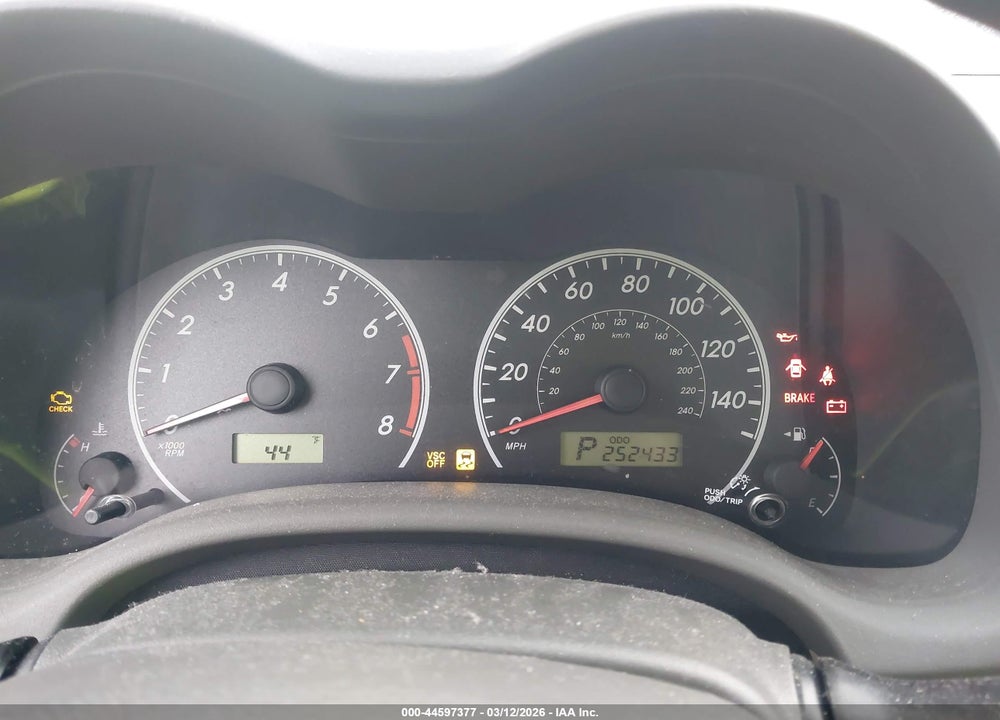 2010 TOYOTA COROLLA LE VIN: 1NXBU4EE3AZ385715