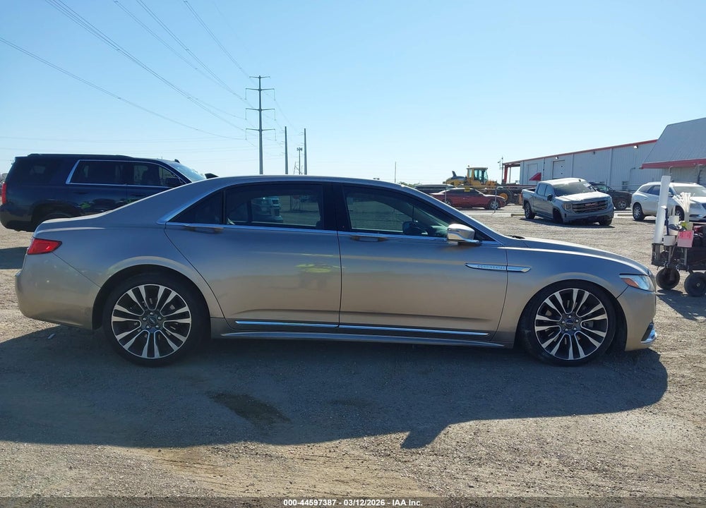 2018 LINCOLN CONTINENTAL SELECT VIN: 1LN6L9SK5J5602011