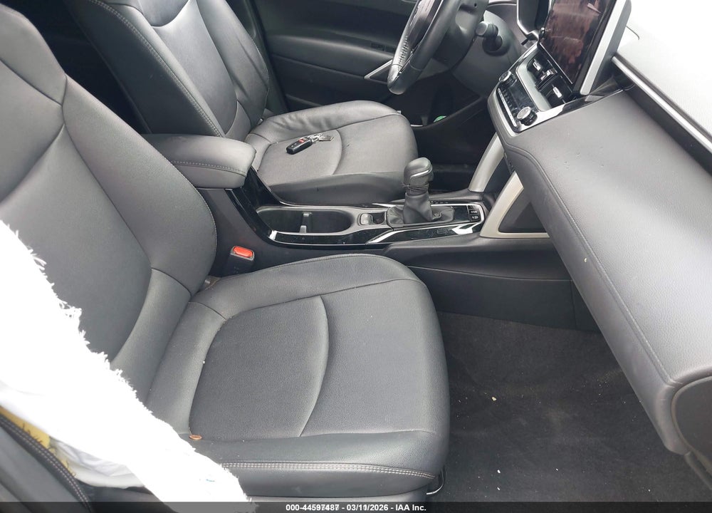 2024 TOYOTA COROLLA CROSS XLE VIN: 7MUEAAAG5RV075331