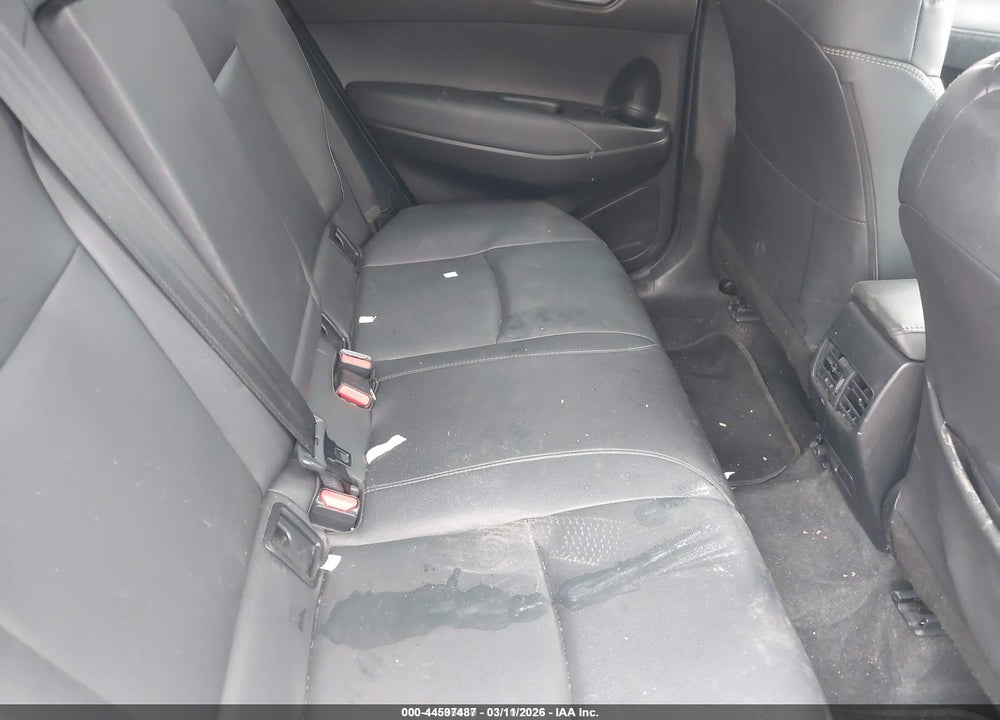 2024 TOYOTA COROLLA CROSS XLE VIN: 7MUEAAAG5RV075331