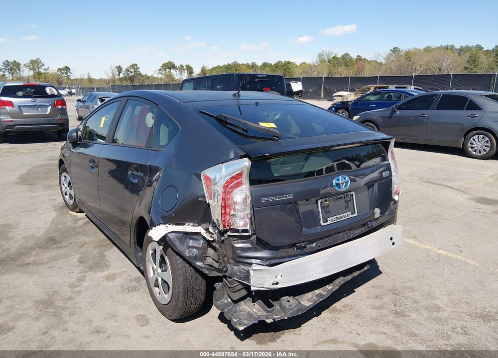 2015 TOYOTA PRIUS TWO VIN: JTDKN3DU7F1980418