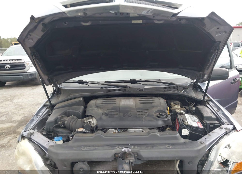 2009 KIA SORENTO LX VIN: KNDJD735795882325