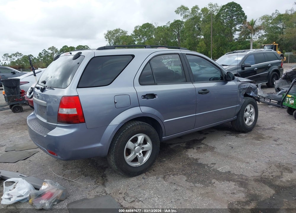 2009 KIA SORENTO LX VIN: KNDJD735795882325