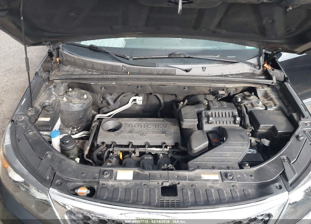 2011 KIA SORENTO EX VIN: 5XYKUCA17BG018126