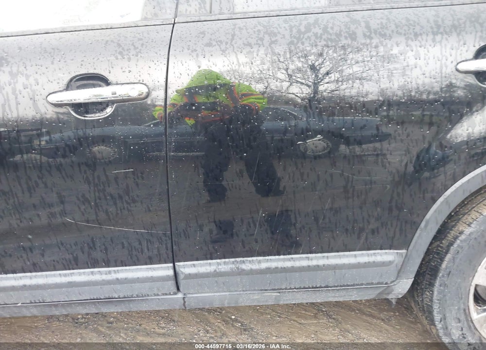 2011 KIA SORENTO EX VIN: 5XYKUCA17BG018126