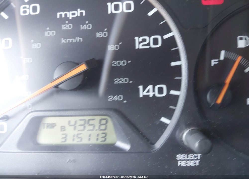 2002 HONDA ACCORD 2.3 SE VIN: 1HGCG56702A062068