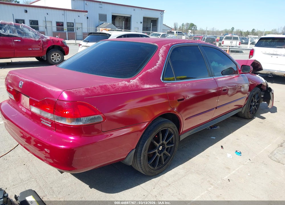 2002 HONDA ACCORD 2.3 SE VIN: 1HGCG56702A062068