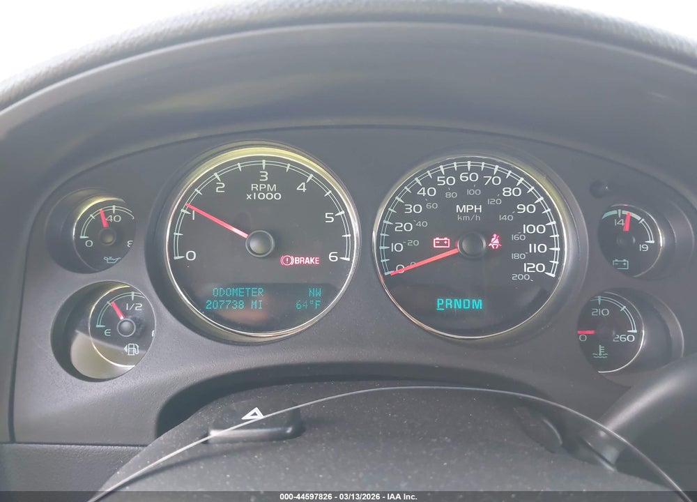2011 CHEVROLET TAHOE LT VIN: 1GNSCBE01BR347878