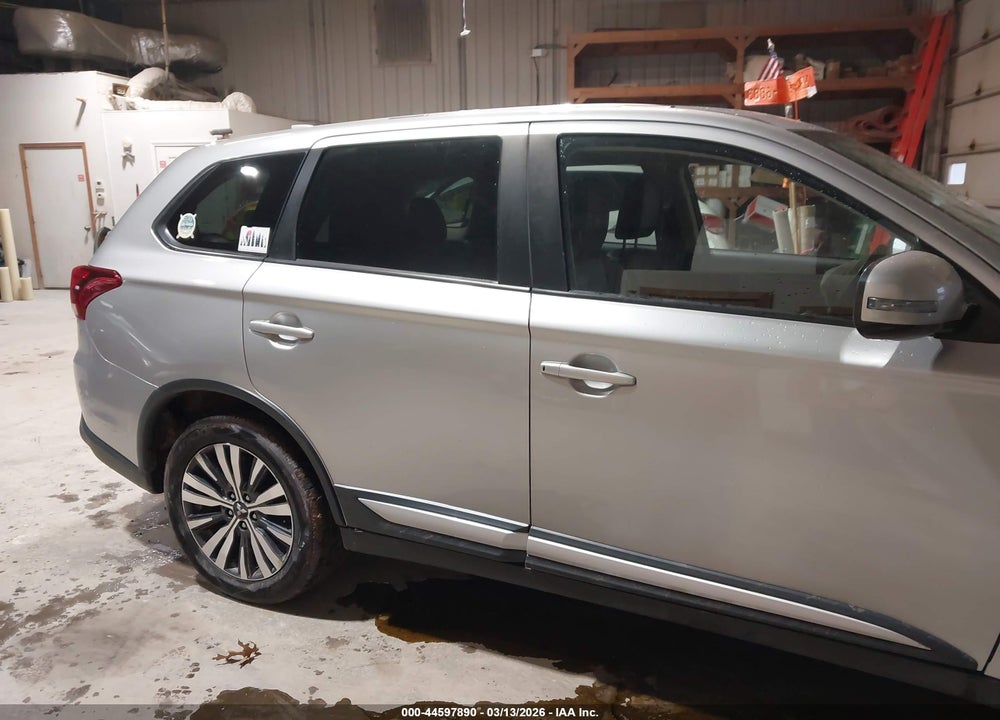 2019 MITSUBISHI OUTLANDER SE VIN: JA4AZ3A39KZ047895