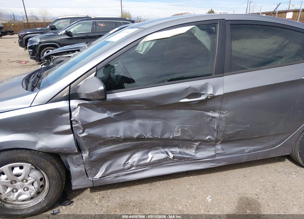 2014 HYUNDAI ACCENT GLS VIN: KMHCT4AE1EU700482