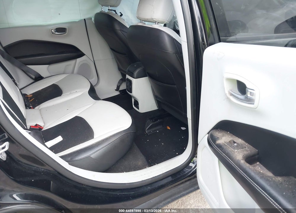 2019 JEEP COMPASS LATITUDE FWD VIN: 3C4NJCBB6KT716023