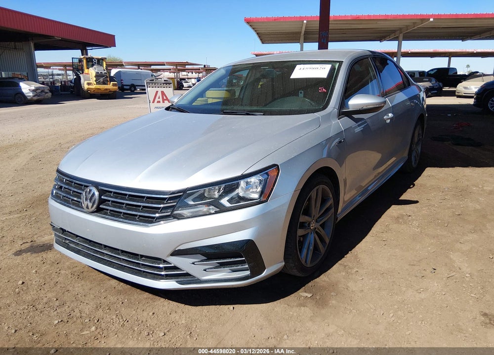 2018 VOLKSWAGEN PASSAT 2.0T R-LINE/2.0T S VIN: 1VWAA7A32JC021030