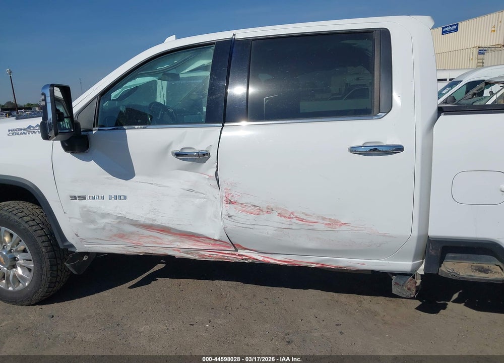 2022 CHEVROLET SILVERADO 3500HD 4WD  STANDARD BED HIGH COUNTRY VIN: 2GC4YVEY6N1210815